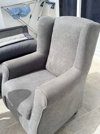 Sofá cama gris tela en excelente condicion