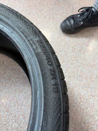 Neumáticos Continental 225/40 R18
