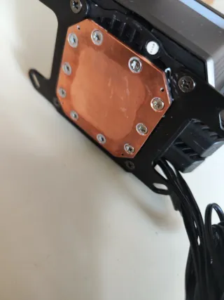 Refrigeración Líquida DeepCool Mystique 240