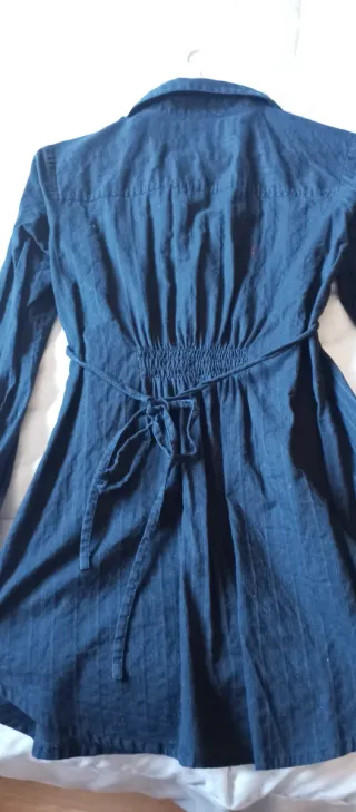 Camisa negra de manga larga