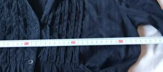 Camisa negra de manga larga