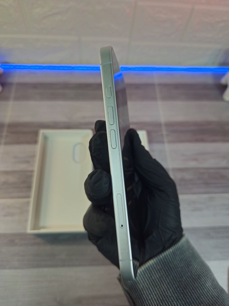 !!CHOLLO!! iPhone 16 128GB 95% Bat IMPECABLE afbeelding 3