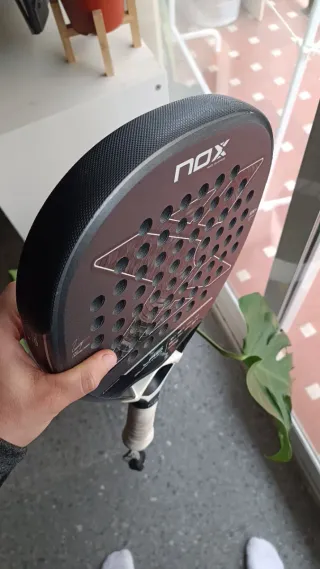 Pala de pádel NOX Leo Augsburger