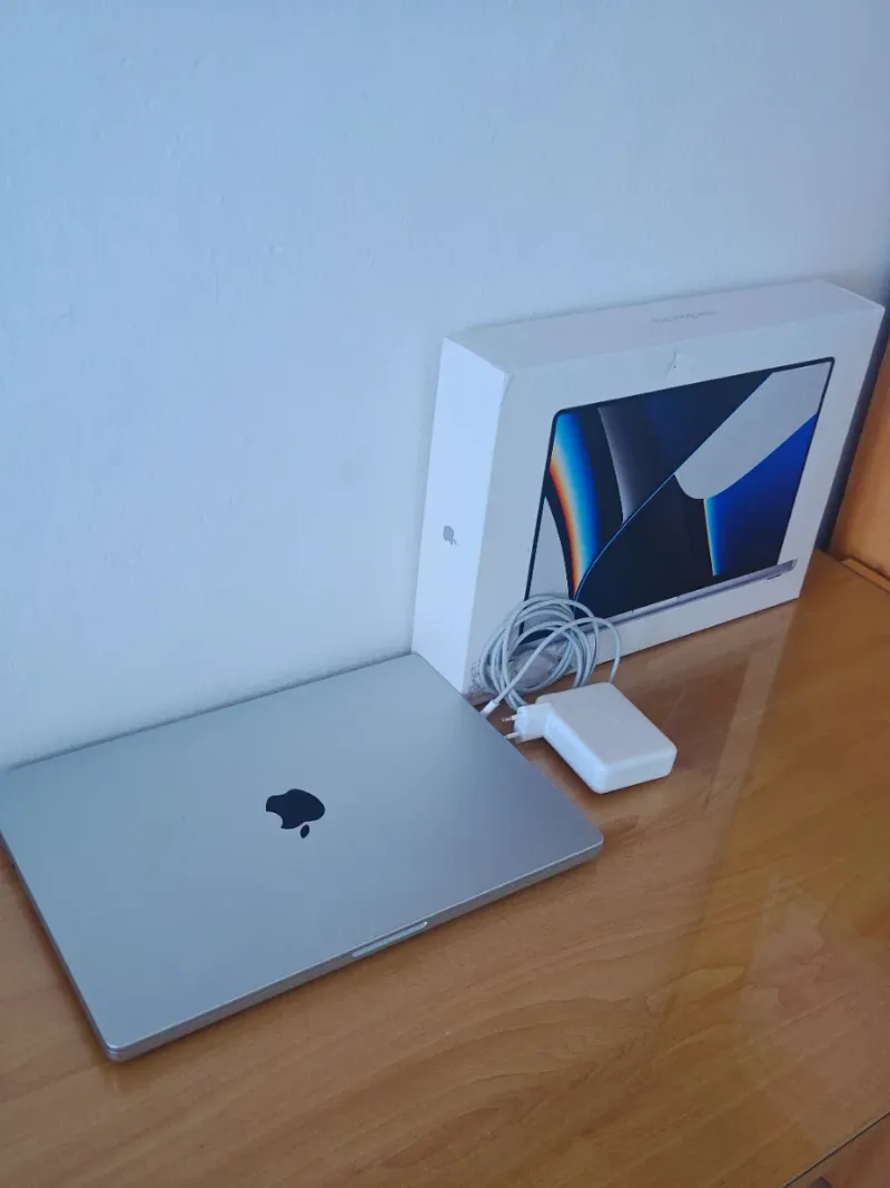 MacBook Pro M1 Pro 512GB Plata 16'' afbeelding 3