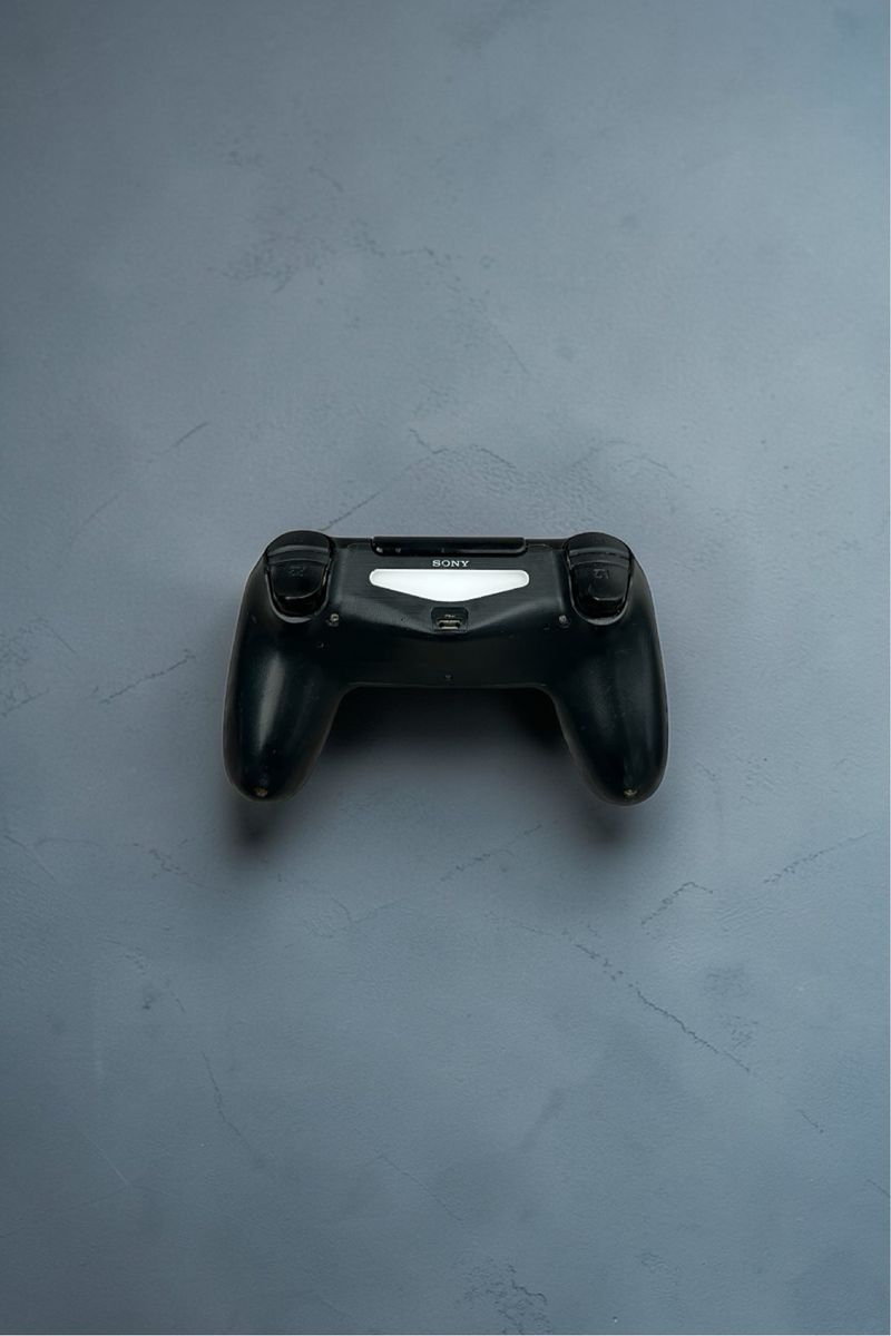 PS4 (PlayStation 4) Negra + 2 Controles afbeelding 7