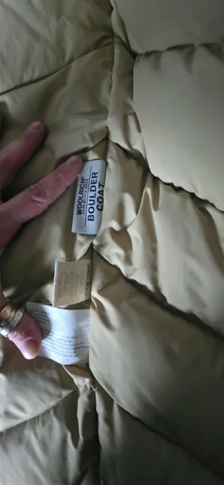 Piumino Woolrich Nero con Cappuccio