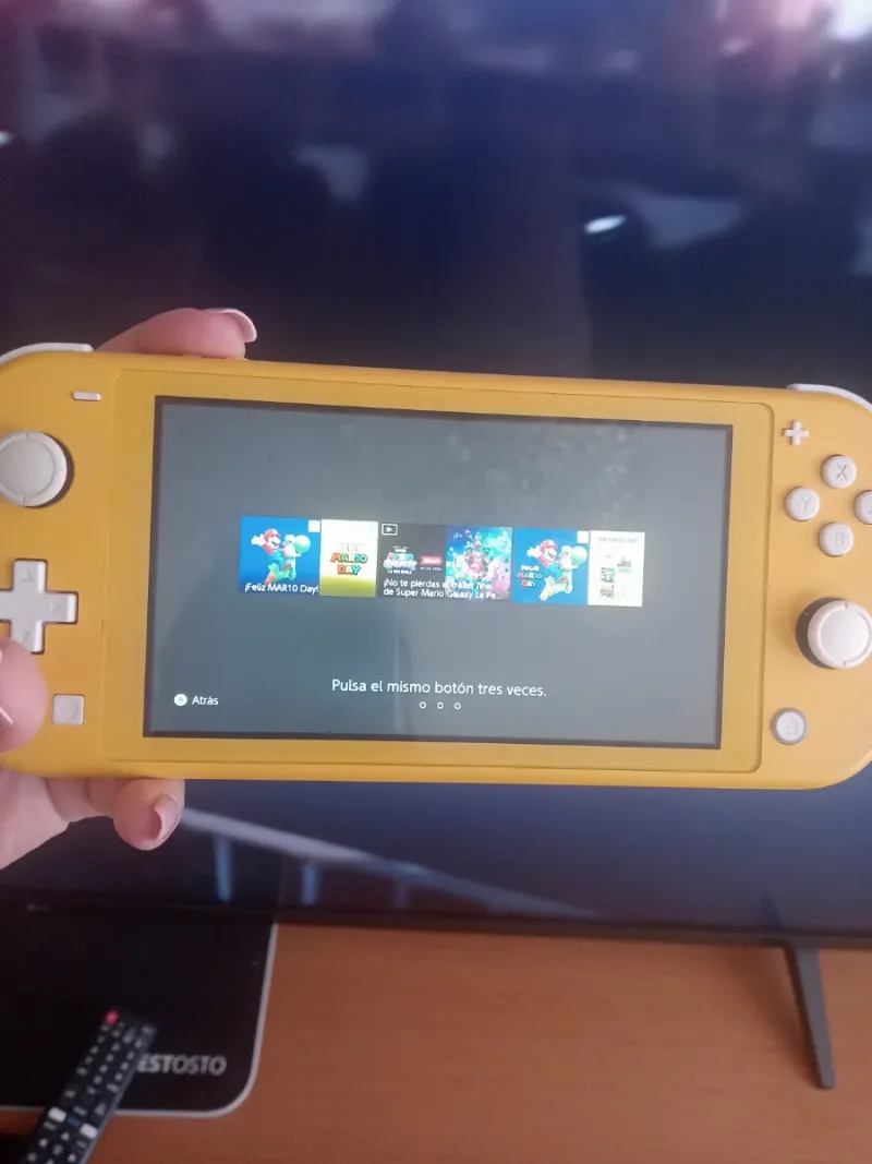 Nintendo Switch Lite Amarillo afbeelding 3