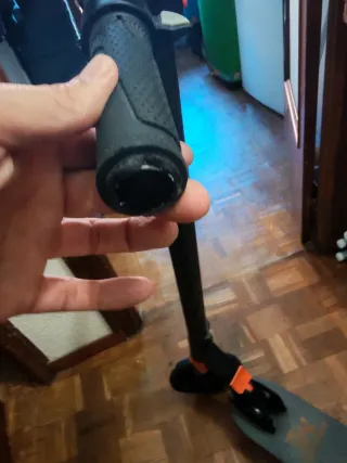 Patinete Eléctrico con Luz Roja