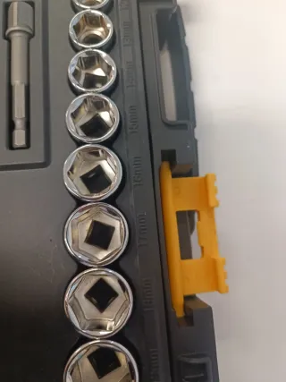 Caja de herramientas DeWalt 1/4 y 3/8