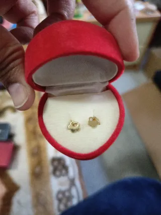 Pendientes bebé oro