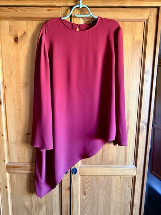 Top Asimétrico Zara Talla L