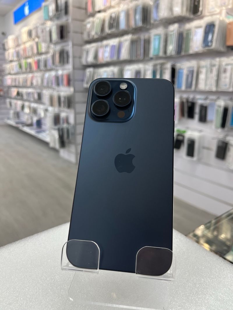 iPhone 15 Pro Max 256GB  Con su caja original