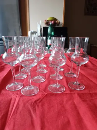 N, 14. Bicchierini Vetro Liquore