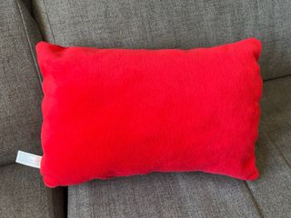 Cojín de peluche rojo Te Quiero