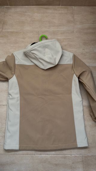 Chaqueta Joma cortavientos polar beige y marrón
