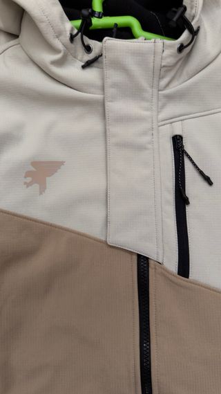 Chaqueta Joma cortavientos polar beige y marrón