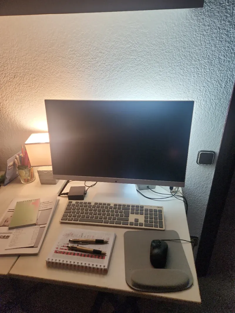 Ordenador Asus Teclado y Ratón Inalámbricos