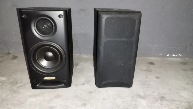 Altavoces Onkyo 30W 6 Ohm