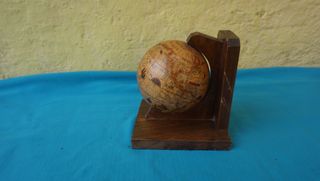 Cenicero monedas bola mundo mapa leer ver fotos