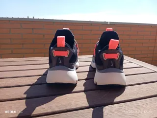 Zapatillas Nike Negras y Rosas comodísimas