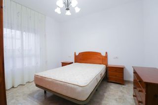 Piso en alquiler en San Luis en Almería