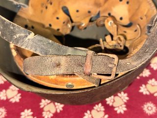 Elmetto italiano M33 bellico MM 114