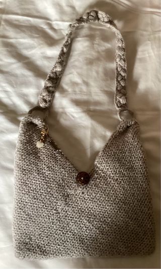 Bolso tejido a mano