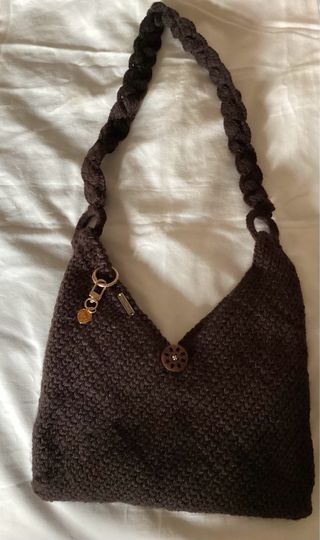 Bolso tejido a mano
