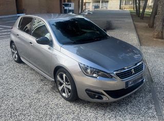 Peugeot 308 2016