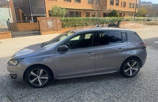 Peugeot 308 2016