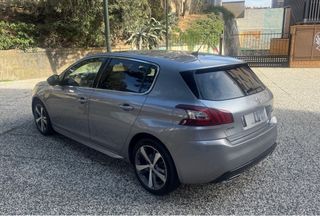 Peugeot 308 2016