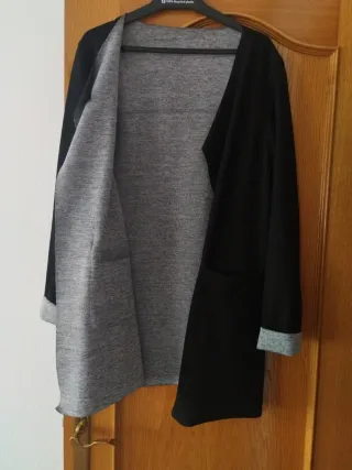Cárdigan Negro y Gris Reversible