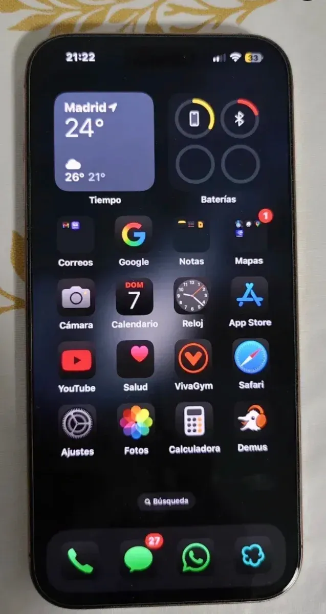 iPhone 16 Pro Max titanium