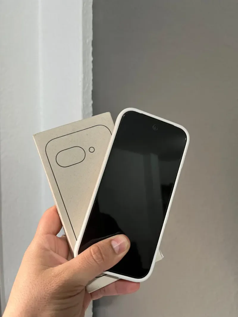Google Pixel 9a Negro
