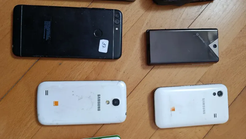 Lote móviles antiguos, para colección o piezas. afbeelding 2