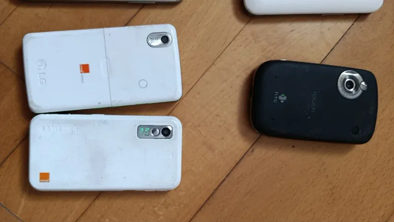 Lote móviles antiguos, para colección o piezas. afbeelding 3