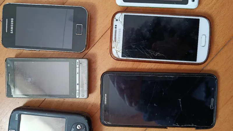 Lote móviles antiguos, para colección o piezas. afbeelding 6