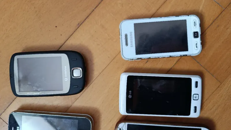 Lote móviles antiguos, para colección o piezas. afbeelding 7