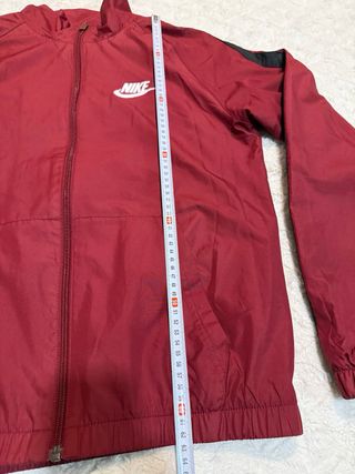 Cortavientos Nike Rojo y Negro