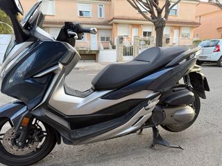 Honda Forza 300 Azul/Plata