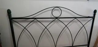 Cabecero de forja
