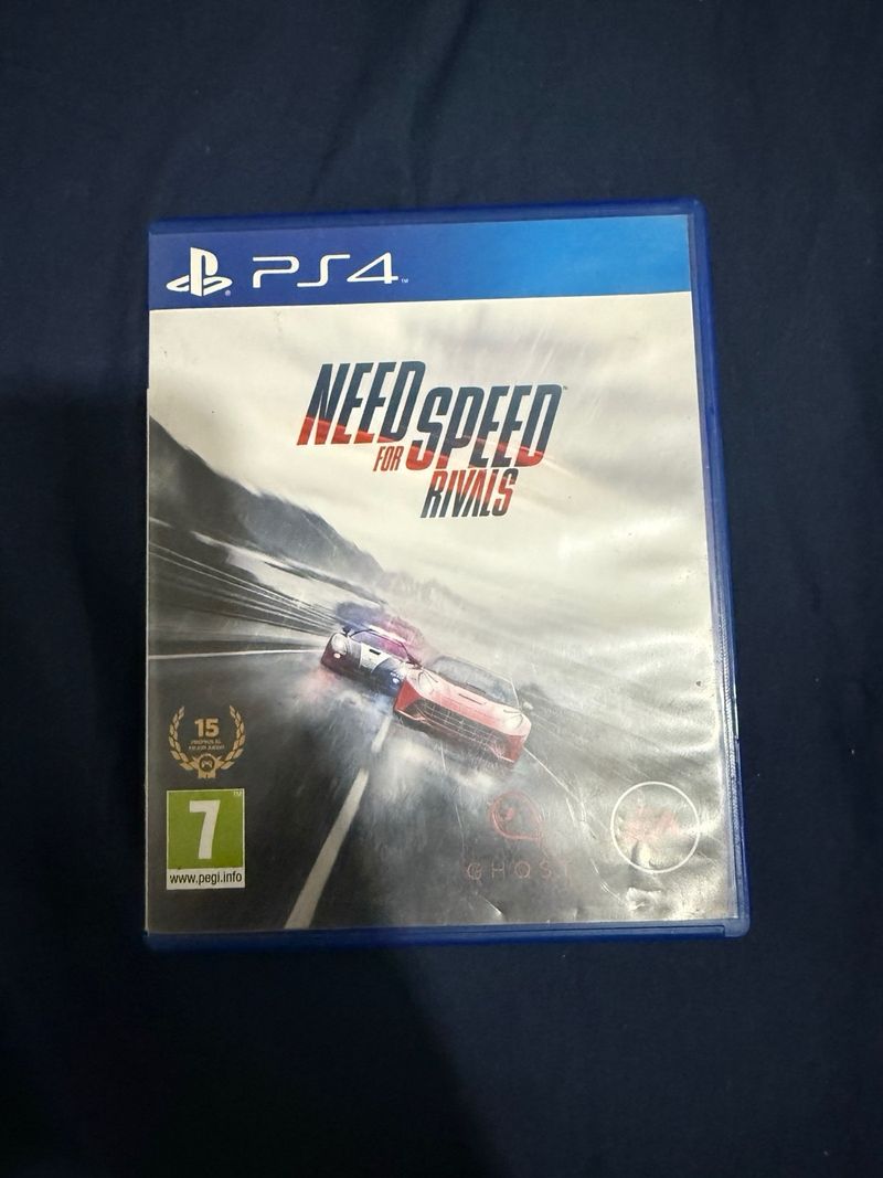PS4 (PlayStation 4 slim) Negra + 4 Juegos+1 mando afbeelding 6