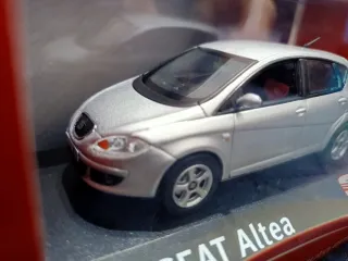 SEAT ALTEA ARTICO GREY ESCALA 1:43