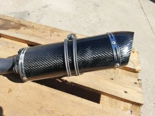 Yoshimura GSXR Escape Carbono