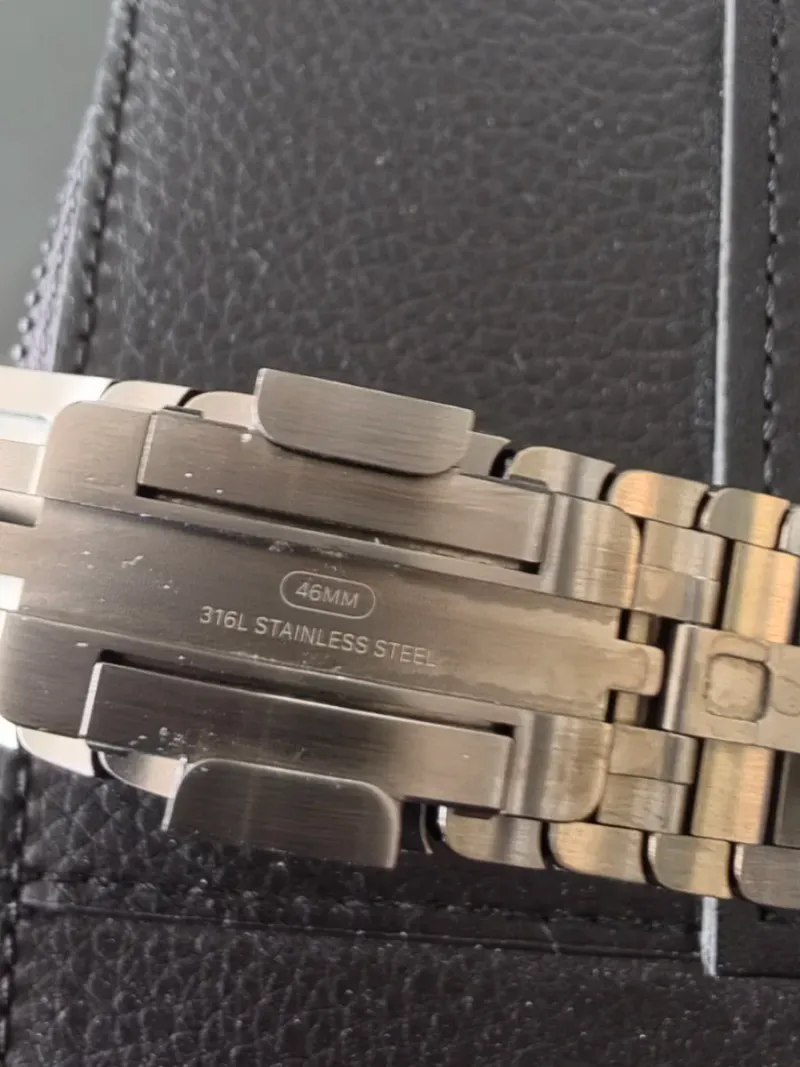 Apple Watch Series 10 Titanio Natural afbeelding 4