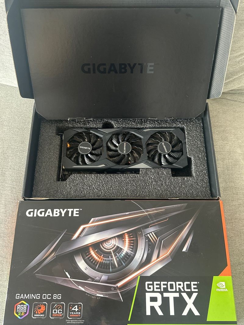 Gigabyte RTX 2080 SUPER GAMING OC 8G