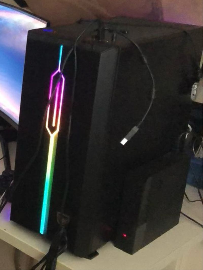 SETUP PC GAMING RTX 3060 / RYZEN 7 / 32GB + MONITO afbeelding 2