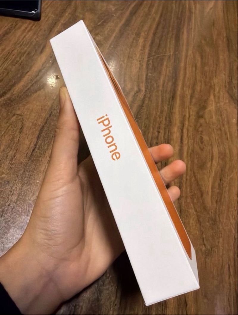iPhone 17 Pro Max Naranja Nuevo afbeelding 3