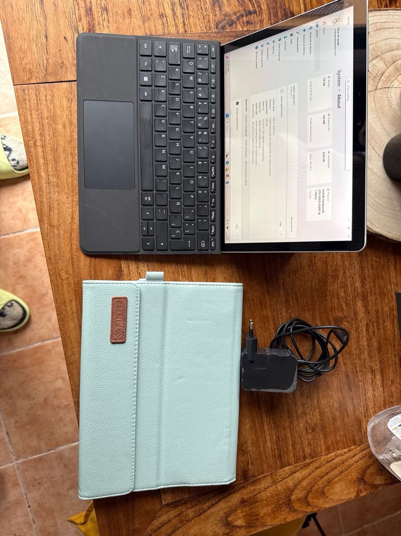 Microsoft Surface 3  Touch. 8GB Ram afbeelding 2