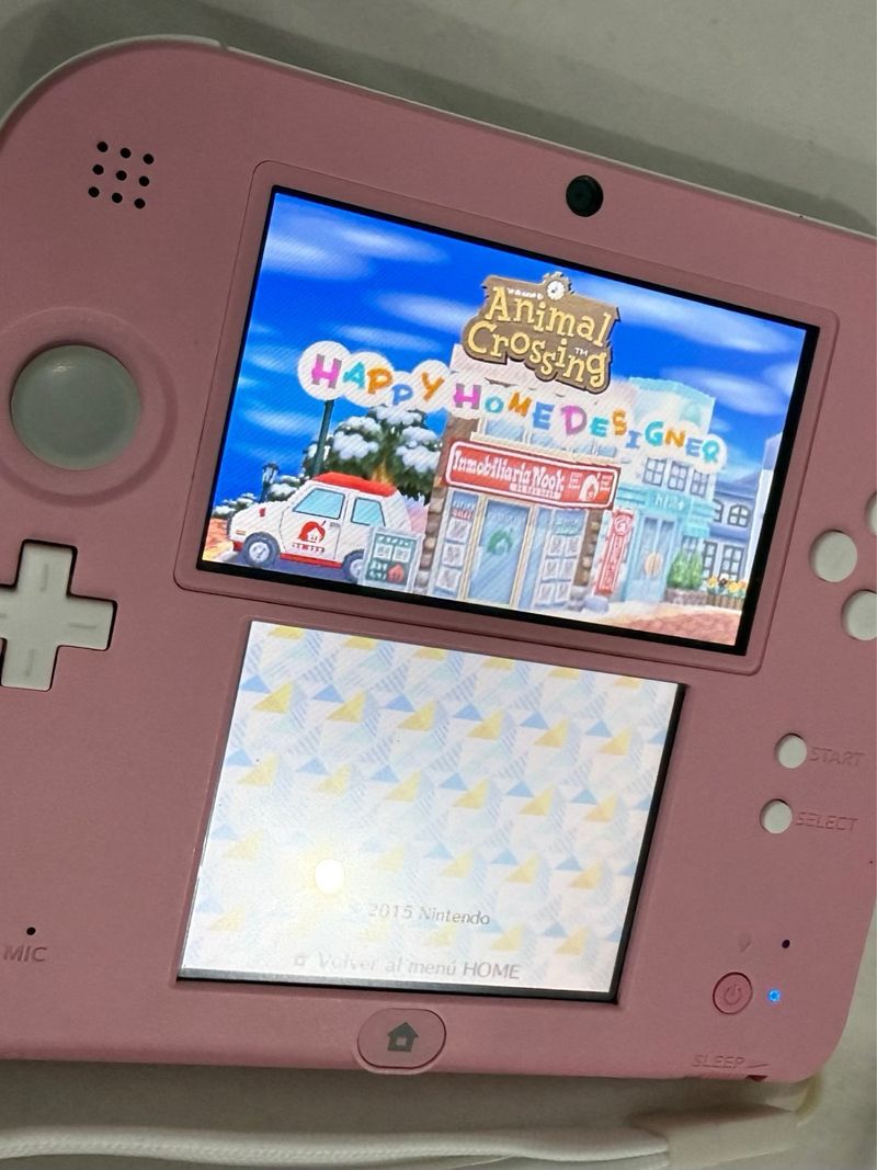 Nintendo 2DS Rosa con cargador, SD 4GB y juego afbeelding 5
